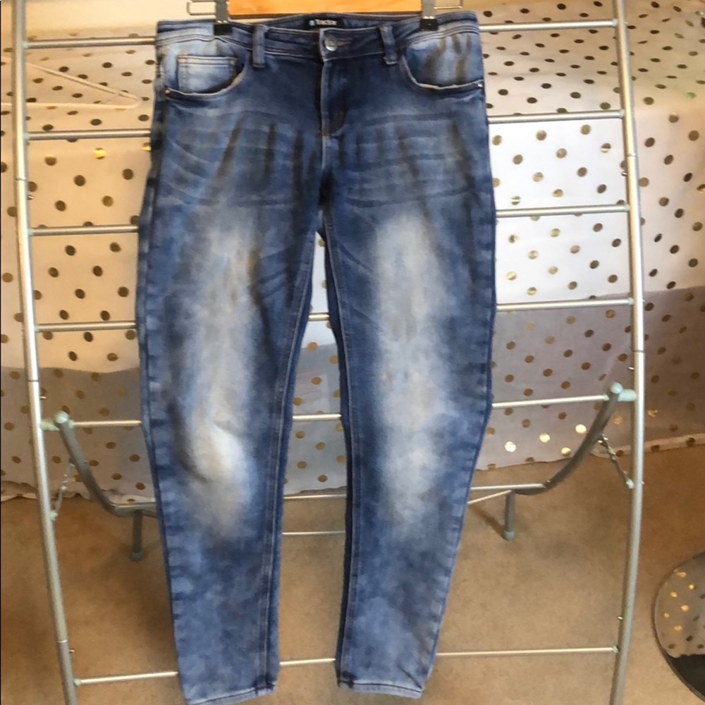 Tractor brand blue jeans